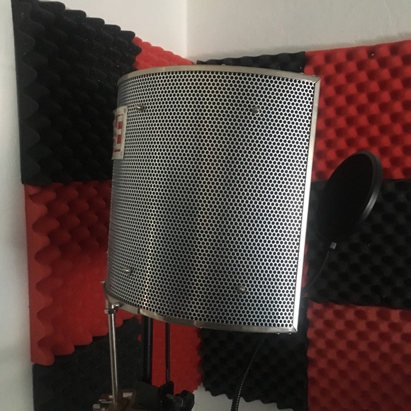 Studio Equipment - Picture 3 of 3